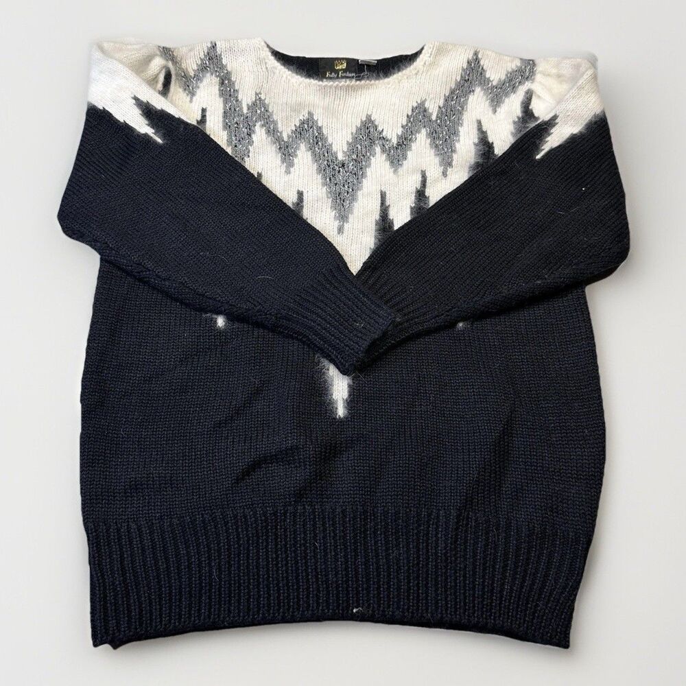 Vintage Fully Fashion Angora Blend Sweater Black White Zigzag 80s Hong Kong M